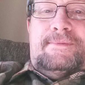 Meet your Posher, Henry